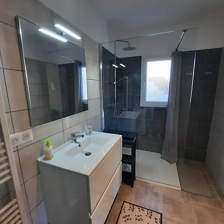 F2 Proche D'ajaccio Rez-de-villa Alata