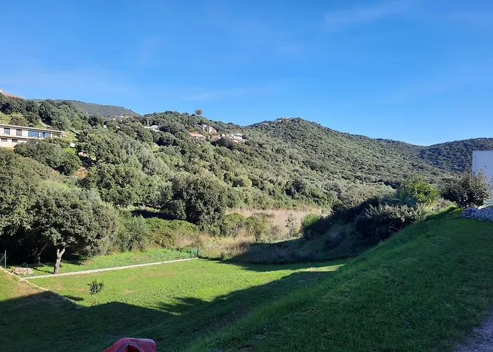 F2 Proche D'ajaccio Rez-de-villa Alata